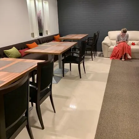 Mona Lisa Apartman *