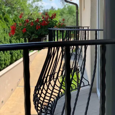 Mona Lisa Apartment Heviz